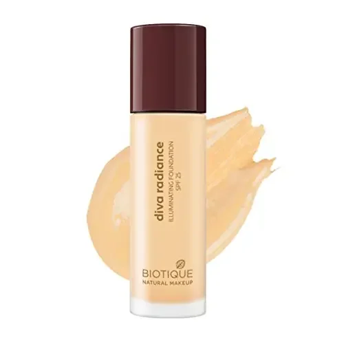 Biotique Natural Makeup Diva Radiance Illuminating Foundation Light Caramel 30ml