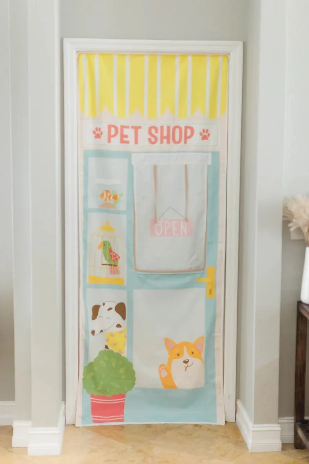Doorway Storefront Pet & Groomer Shop