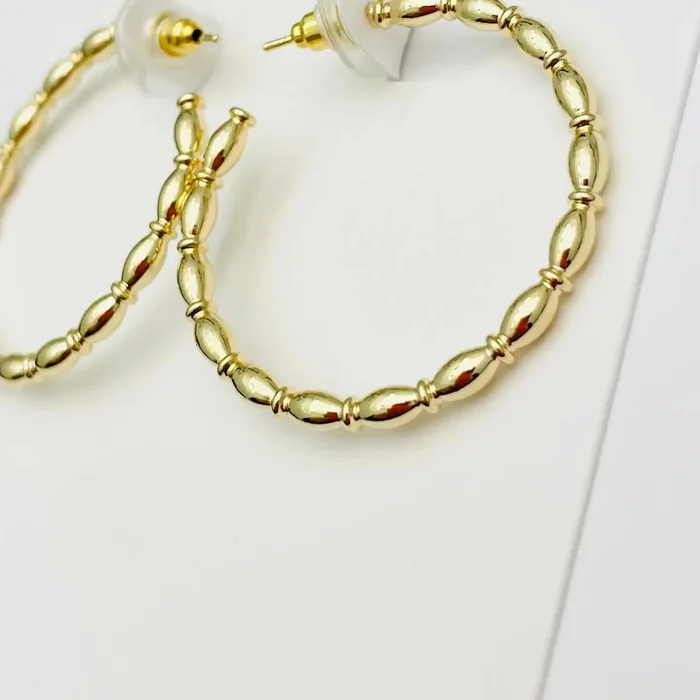 GOLD BEADED RICE HOOP EARRINGS