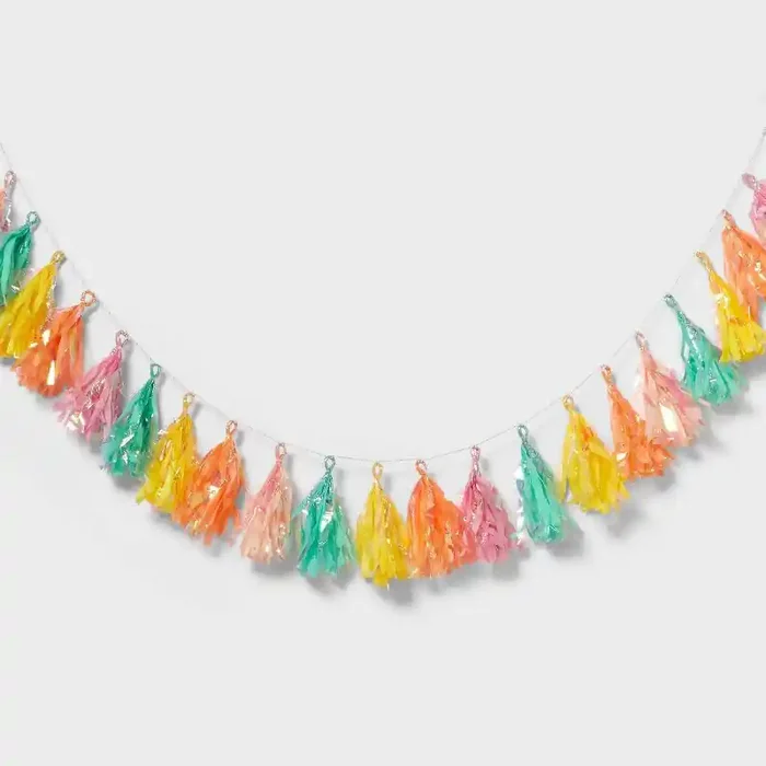 Iridescent Tassel Garland – Spritz™