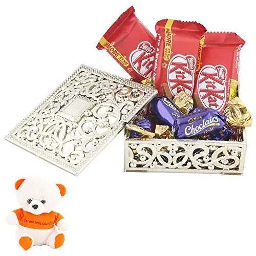 SFU E Com Choclairs & Nestle Chocolate Gift Box Valentine Love Teddy Bear with Chocolate Combo Valentine Chocolate Hamper 198