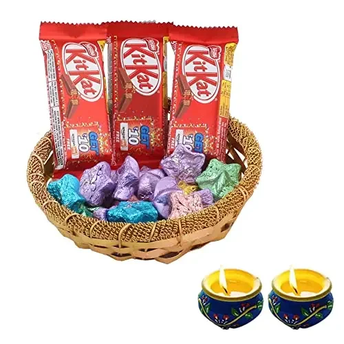 SFU E Com Nestle Chocolate Gift Combo Diwali Chocolate Gift Hamper Premium Diwali Matki Diya 2 Pieces with Chocolate Hamper 318