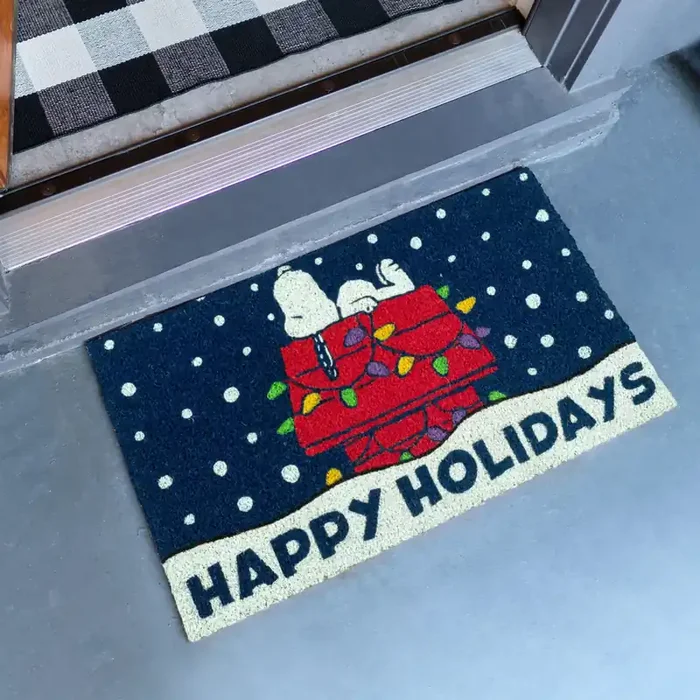 SNOOPY 30-in x 18-in Blue Coir Coir Non-Slip Grip Indoor or outdoor Welcome Door Mat